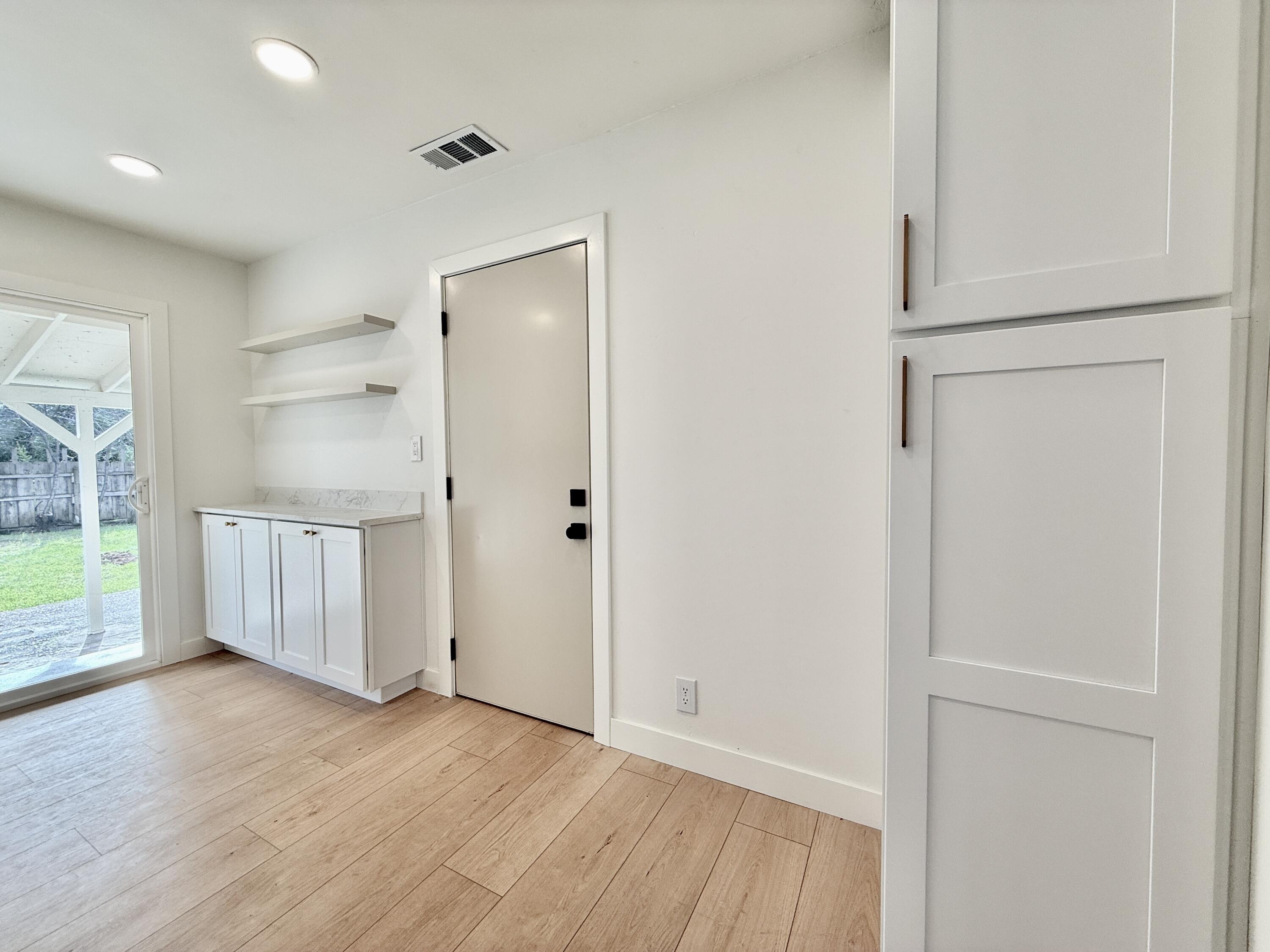 1106 2nd Street Redding, CA 96002 - Photo 9 of 33 IMG_4625