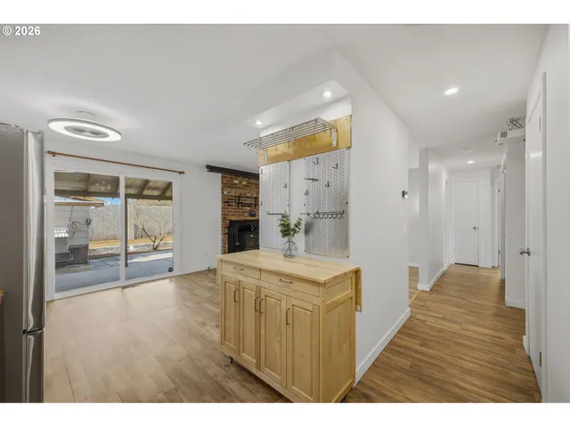 $397,500 | 21858 Southwest Regal Court, Beaverton, OR 97003