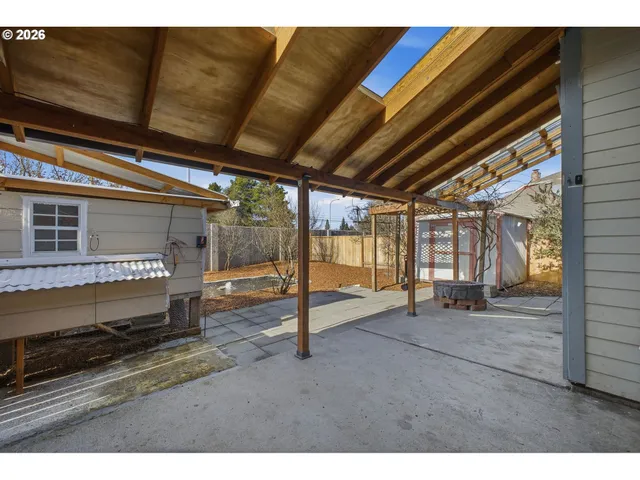 $397,500 | 21858 Southwest Regal Court, Beaverton, OR 97003