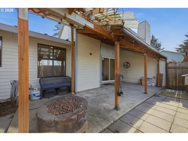 $397,500 | 21858 Southwest Regal Court, Beaverton, OR 97003