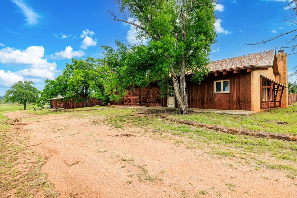463 Bell Mountain Road Willow City, TX 78675 - Photo 11 of 27