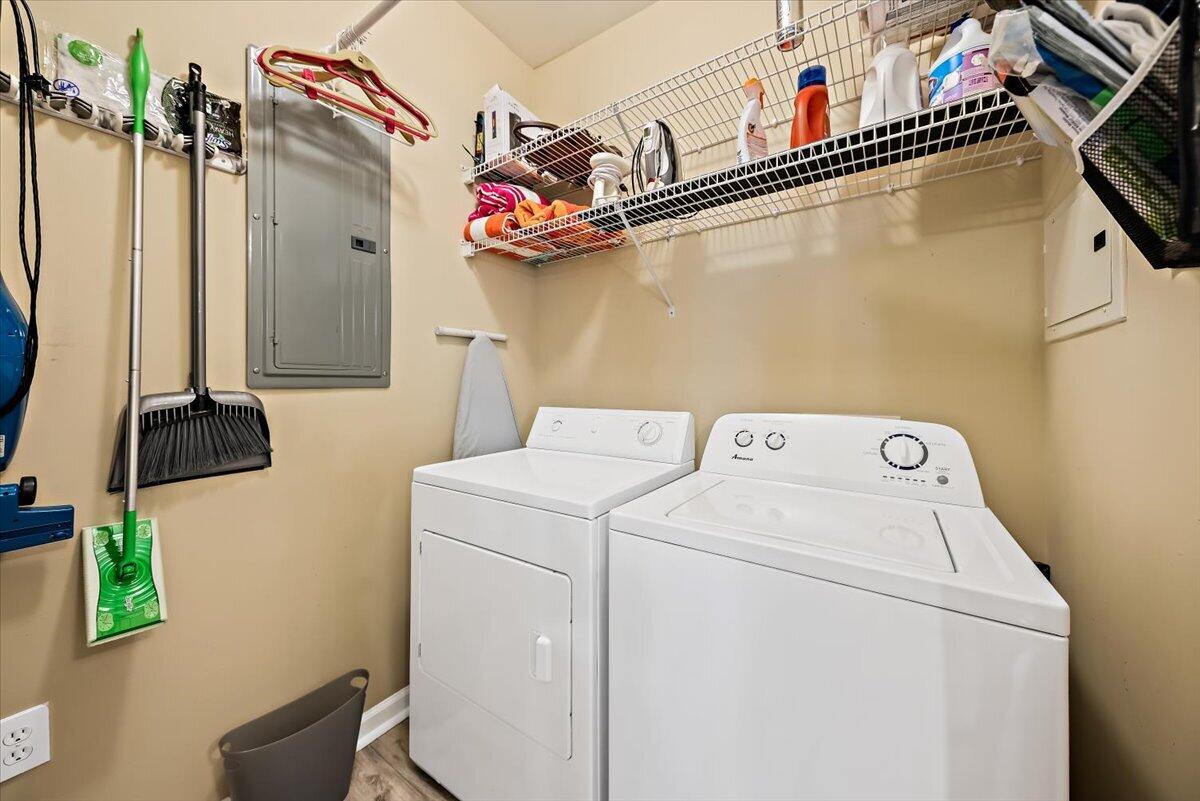 600 Bucksley Lane, Unit 308 Charleston, SC 29492 - Photo 27 of 28 Bucksley Laundry