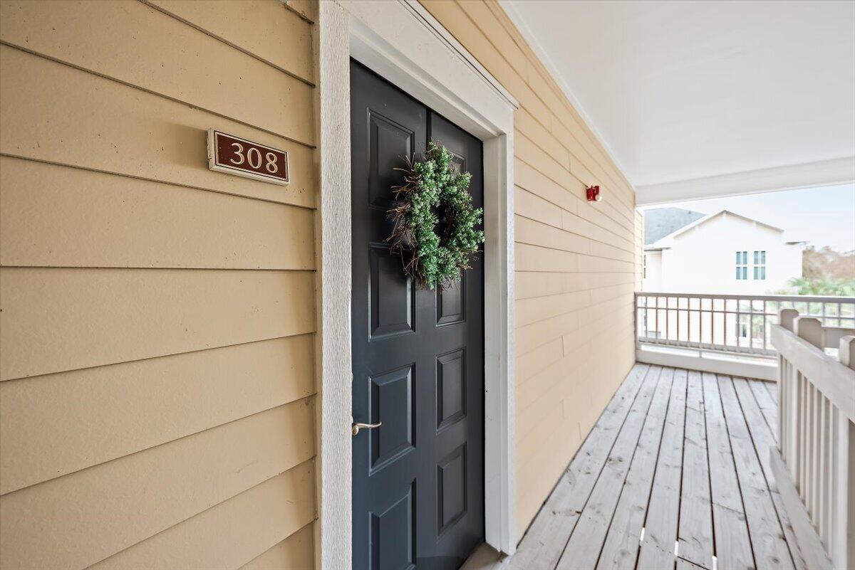 600 Bucksley Lane, Unit 308 Charleston, SC 29492 - Photo 6 of 28 Bucksley Front doot