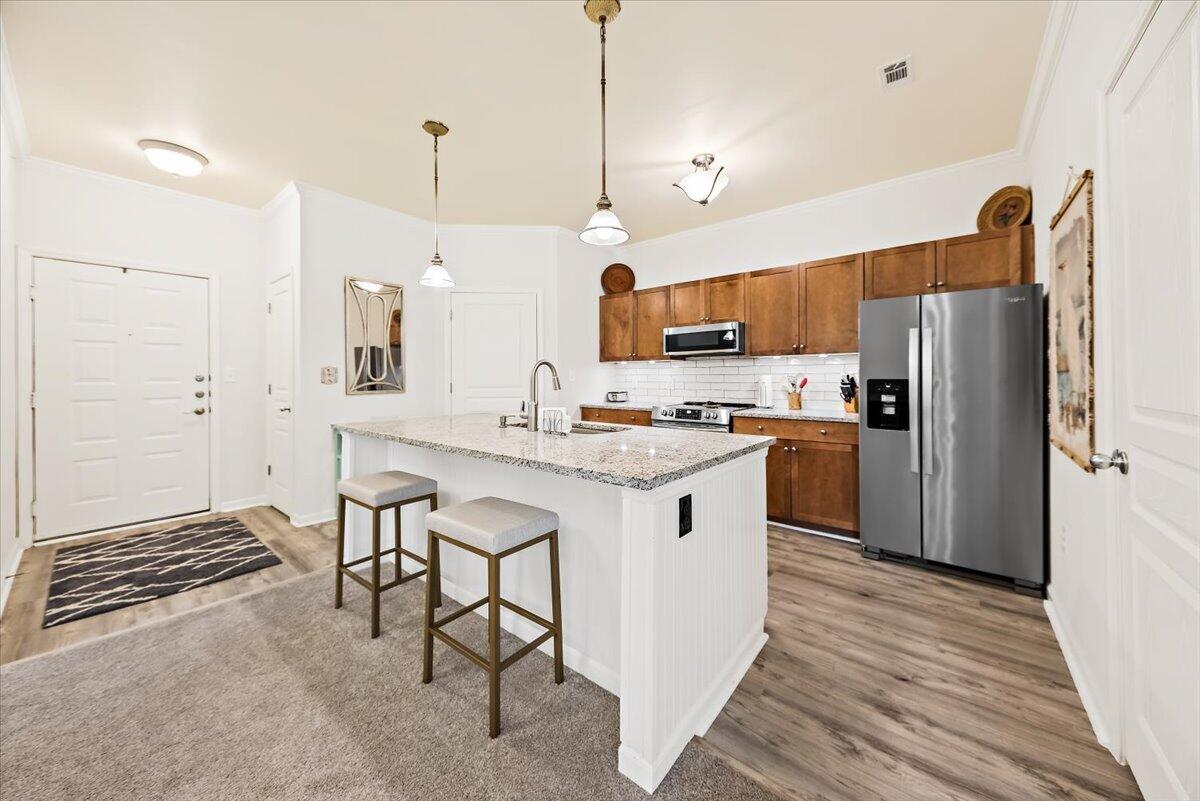 600 Bucksley Lane, Unit 308 Charleston, SC 29492 - Photo 8 of 28 Bucksley Kitchen 2