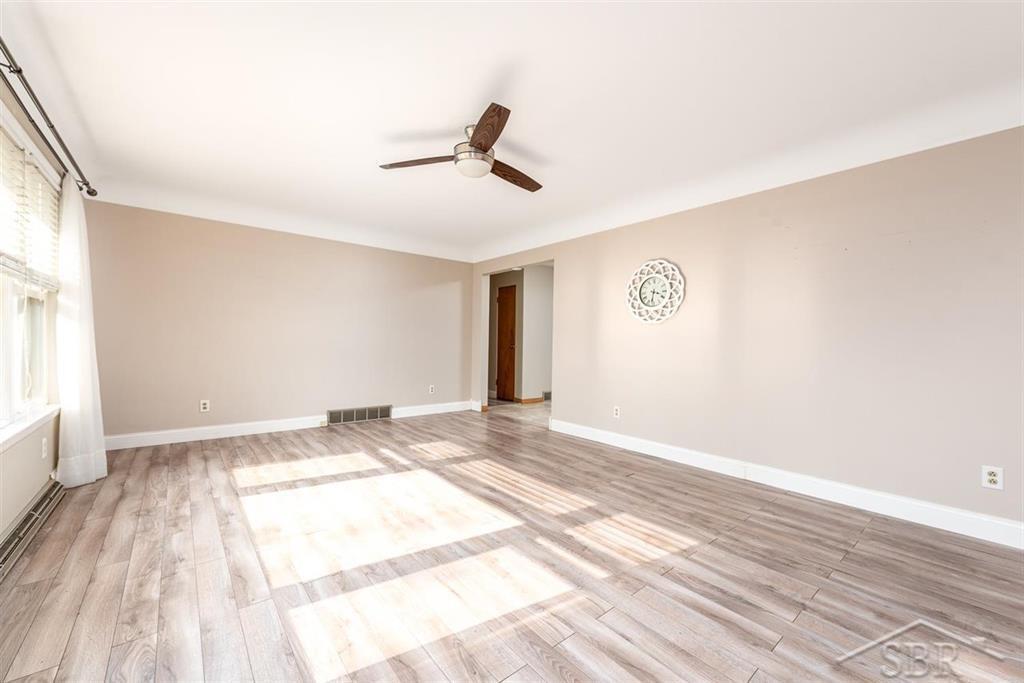 2855 Barnard Road Saginaw, MI 48603 - Photo 7 of 39 50051668-6.JPG