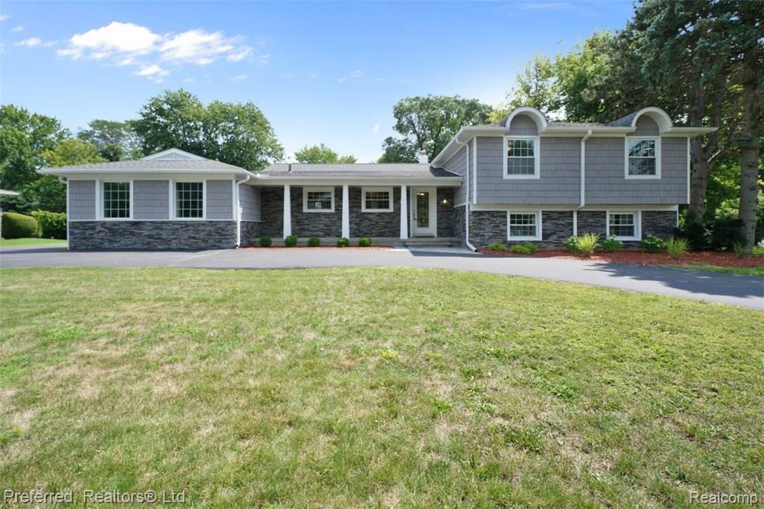 3745 Quarton Road Bloomfield Hills, MI 48302 - Photo 1 of 43 Front of House.jpg