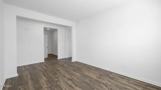 $499,085 | 575 Fieldcrest Road, Blountville, TN 37617