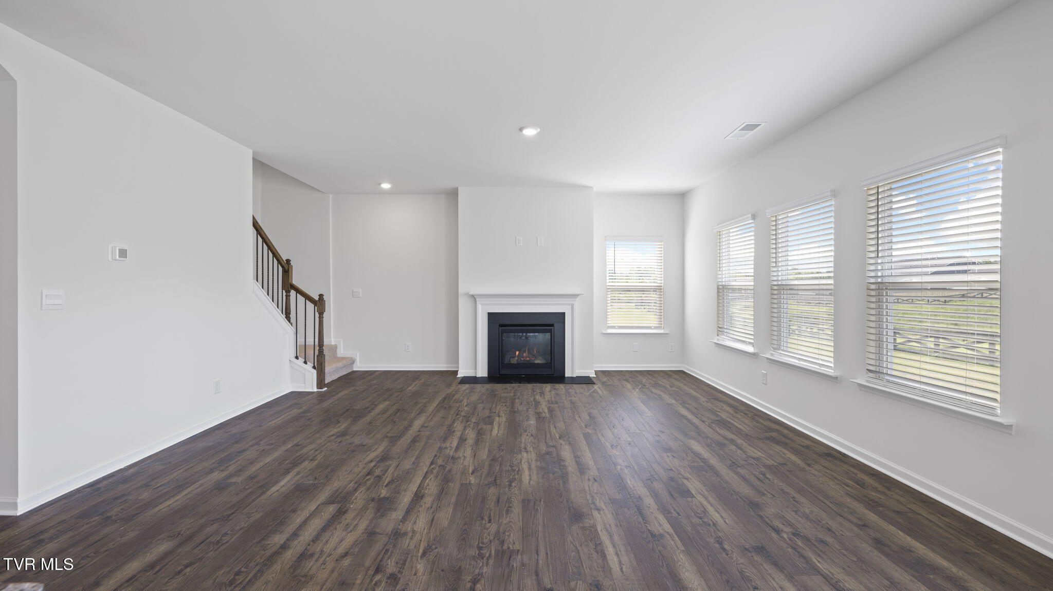 575 Fieldcrest Road Blountville, TN 37617 - Photo 19 of 48 31-web-or-mls-DSC_4641