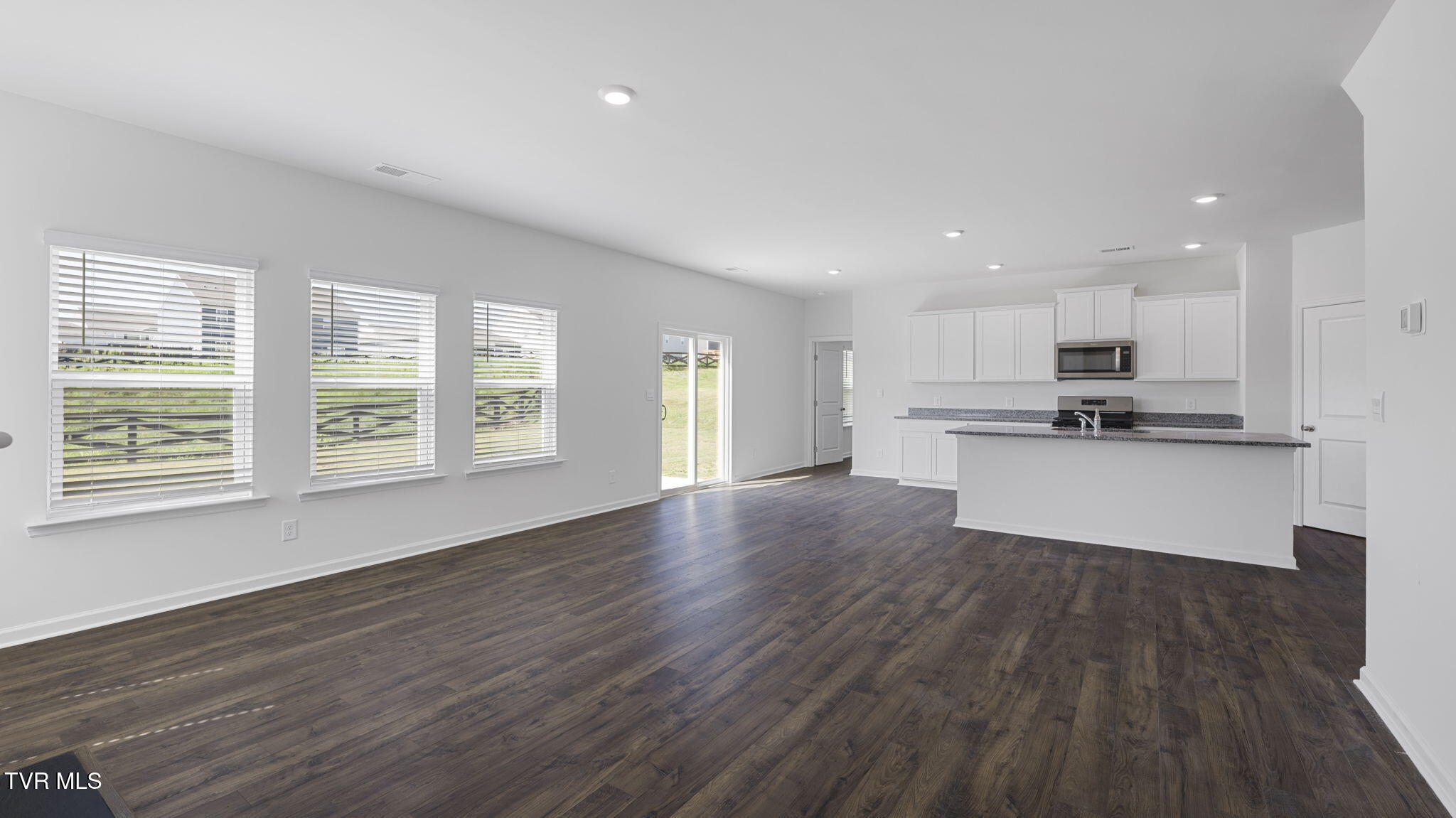 575 Fieldcrest Road Blountville, TN 37617 - Photo 22 of 48 34-web-or-mls-DSC_4650