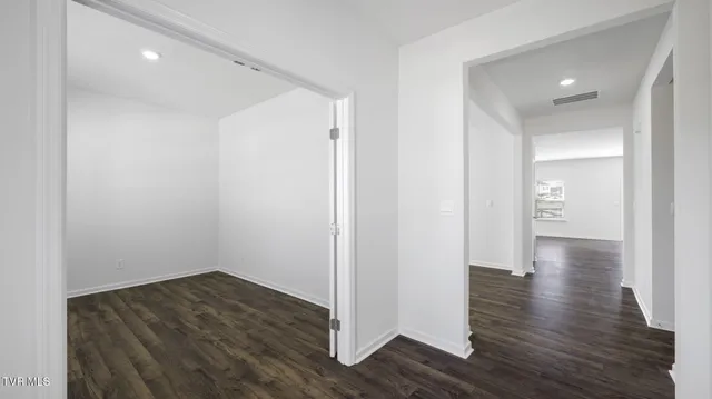 $499,085 | 575 Fieldcrest Road, Blountville, TN 37617