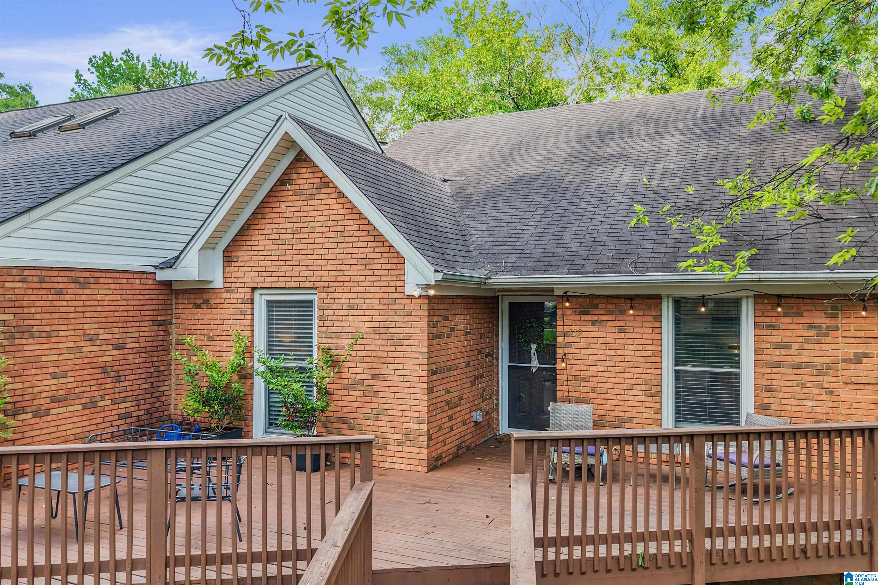 739 Columbiana Road Birmingham, AL 35209 - Photo 2 of 33