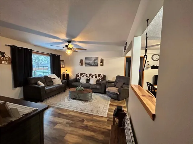 $279,000 | 6 Chickadee Court, Agency, MO 64401