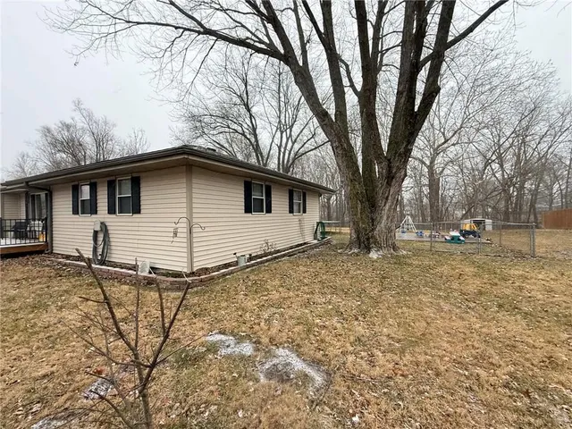 $279,000 | 6 Chickadee Court, Agency, MO 64401