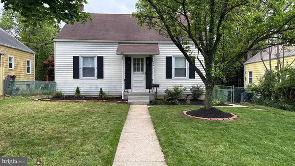 $2,800 | 436 Westshire Drive, Catonsville, MD 21228