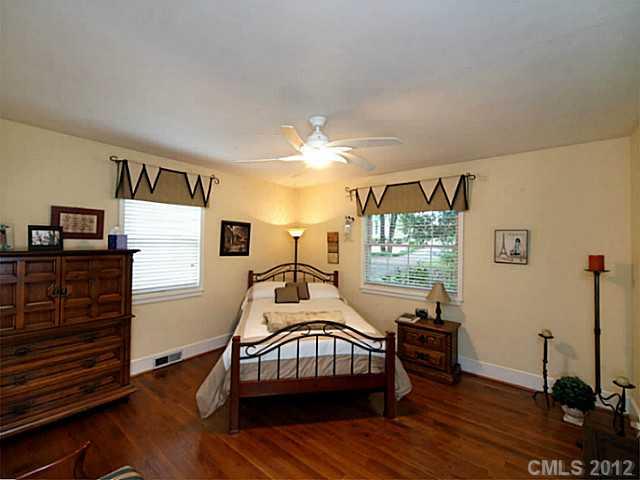 2536 Providence Road Charlotte, NC 28211 - Photo 10 of 16