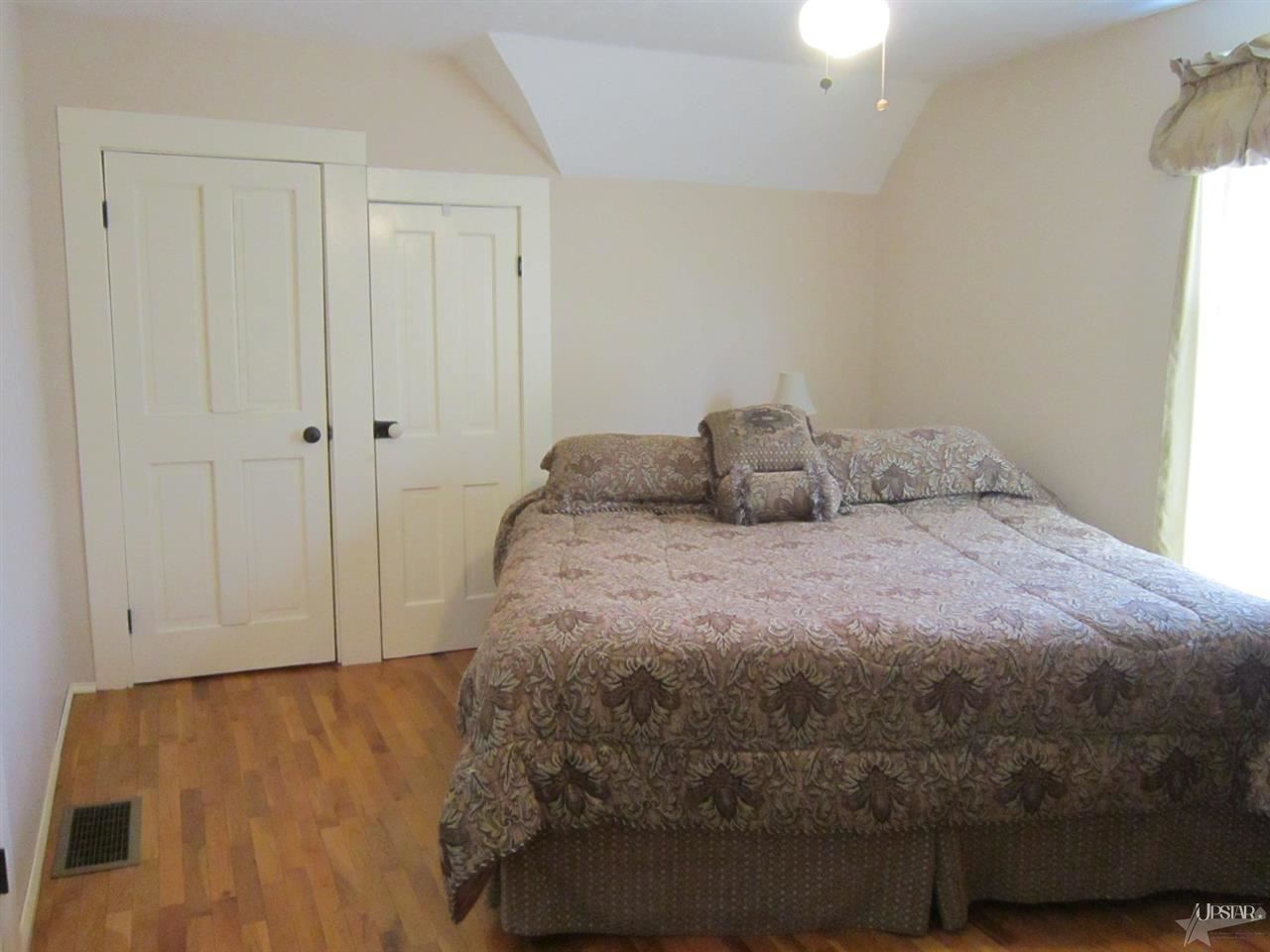 403 East Main Street Butler, IN 46721 - Photo 24 of 30
