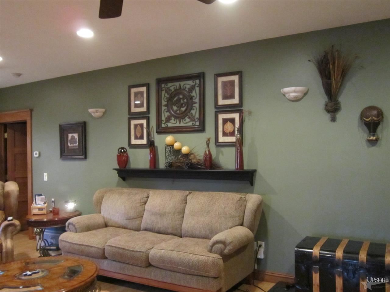 403 East Main Street Butler, IN 46721 - Photo 5 of 30
