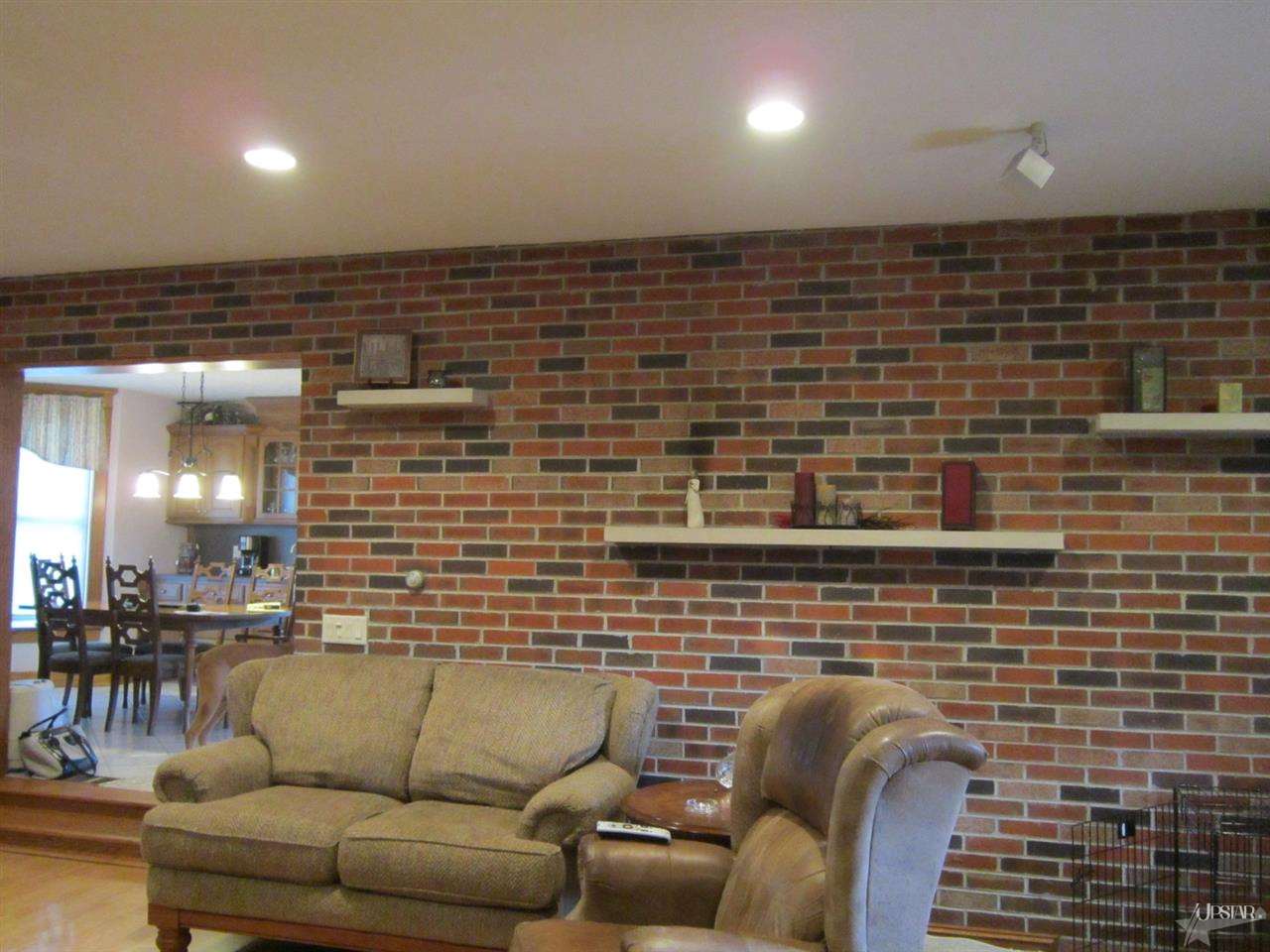 403 East Main Street Butler, IN 46721 - Photo 6 of 30