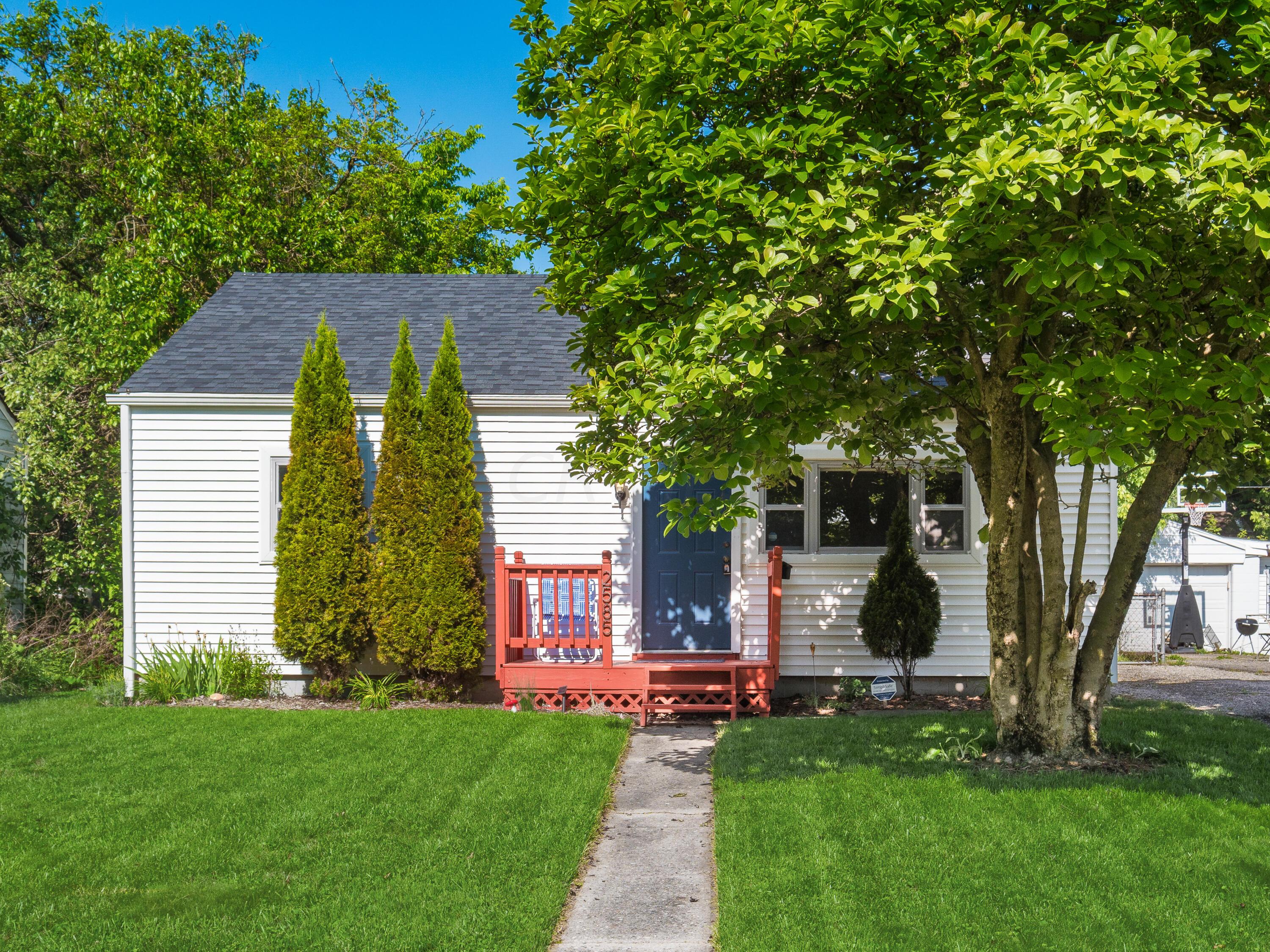 2585 Howey Road Columbus, OH 43211 - Photo 2 of 19 N_2585_Howey_002