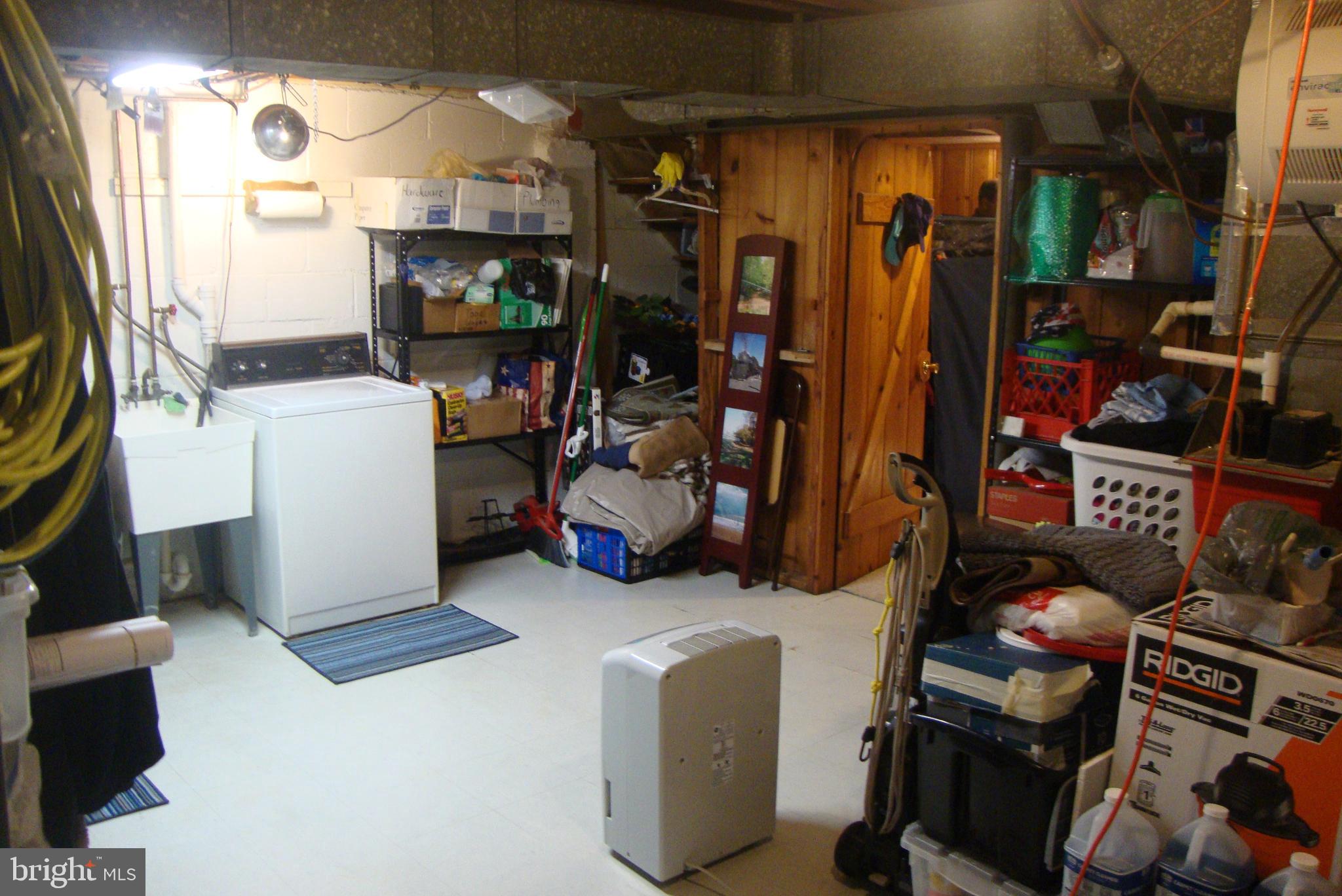 2750 Moorgate Road Baltimore, MD 21222 - Photo 23 of 27 Storage/Laundry Room