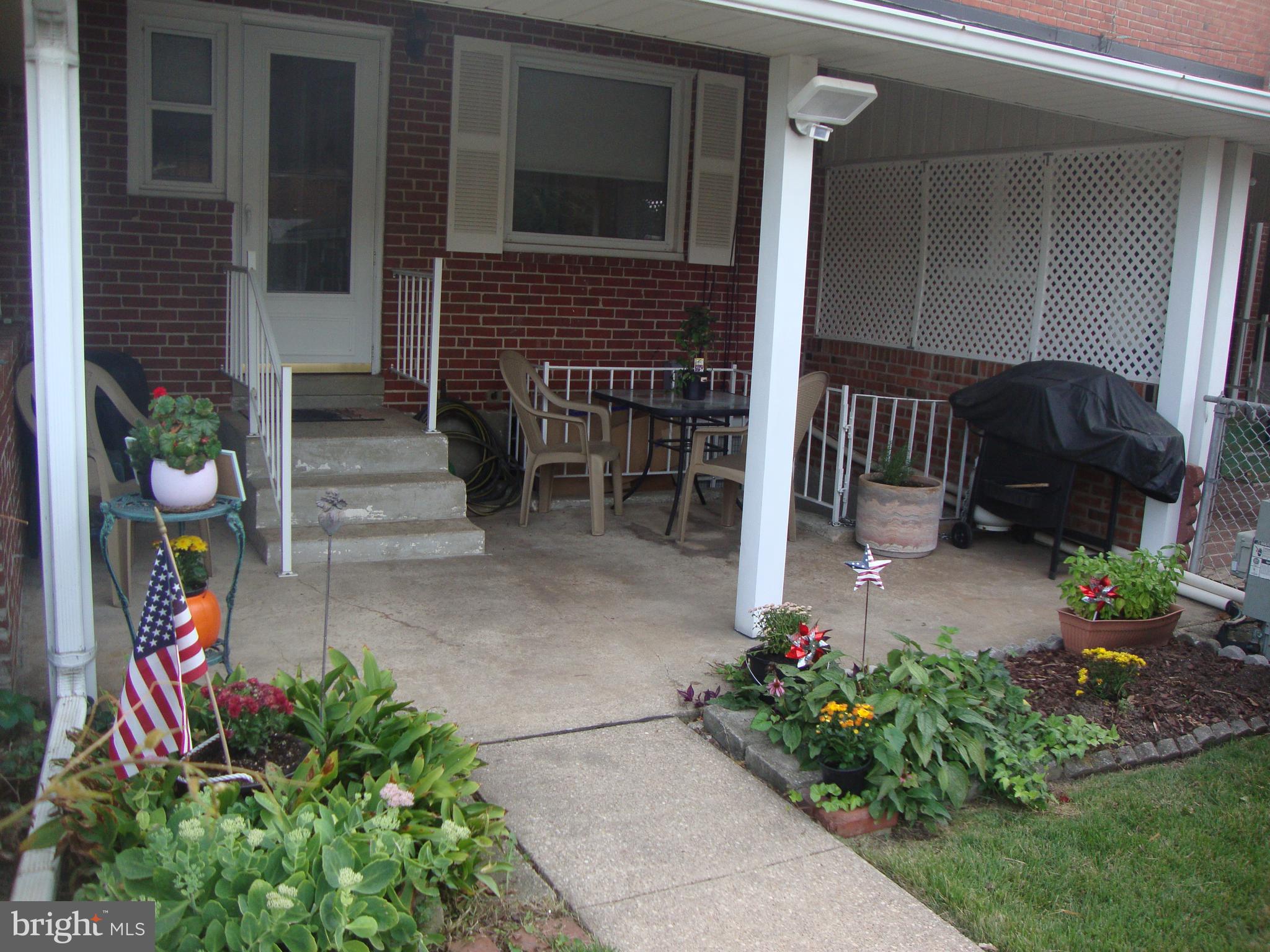 2750 Moorgate Road Baltimore, MD 21222 - Photo 25 of 27 Covered Patio