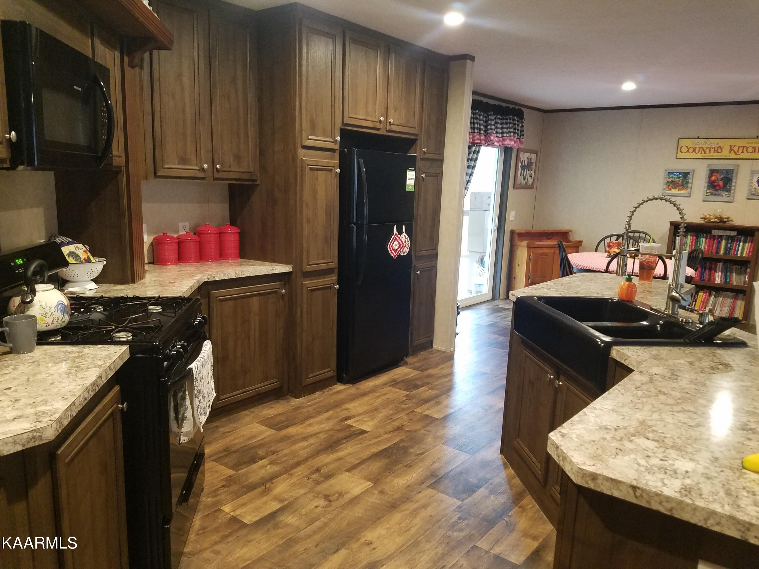 3227 Brewer Road Crossville, TN 38572 - Photo 7 of 53 20221017_091229