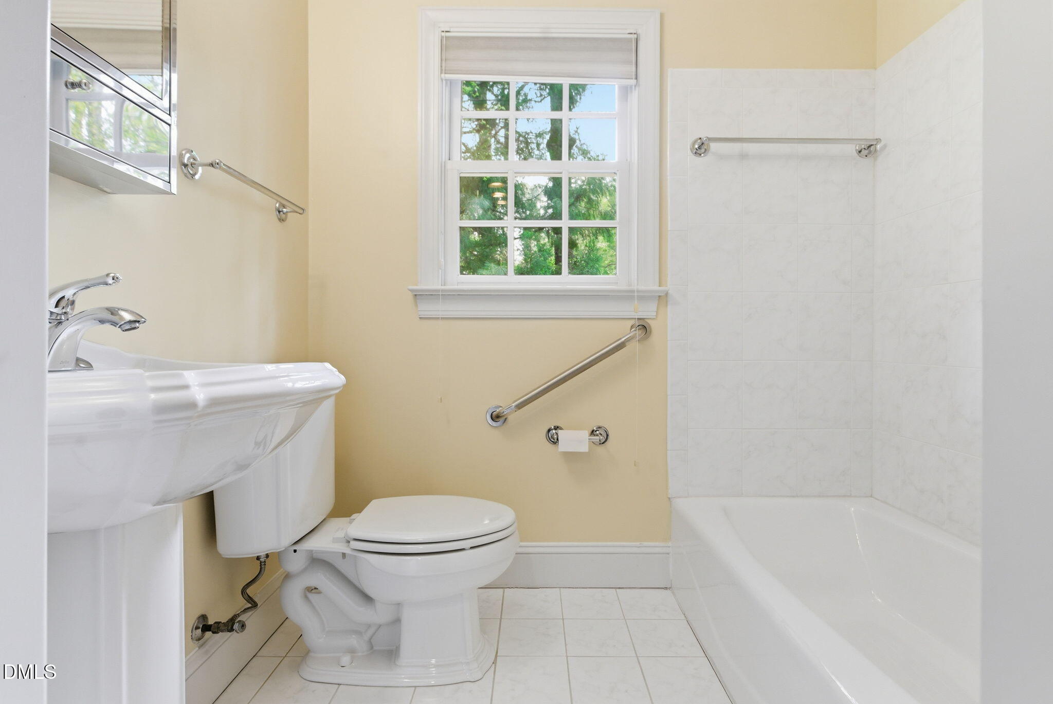 3910 Plymouth Road Durham, NC 27707 - Photo 72 of 100 Full Bathroom