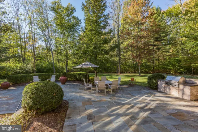 $3,800,000 | 18 Katies Pond Road, Princeton, NJ 08540
