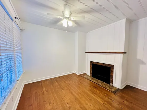 $3,600 | 101 Lindenwood Drive, Fort Worth, TX 76107