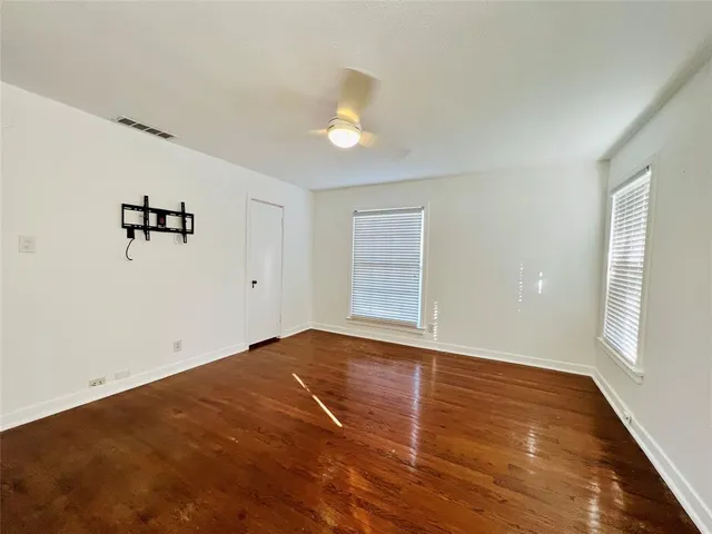 $3,995 | 101 Lindenwood Drive, Fort Worth, TX 76107