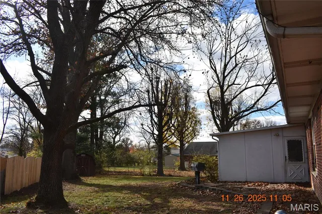 $239,000 | 3938 Hirondelle Lane, Florissant, MO 63034