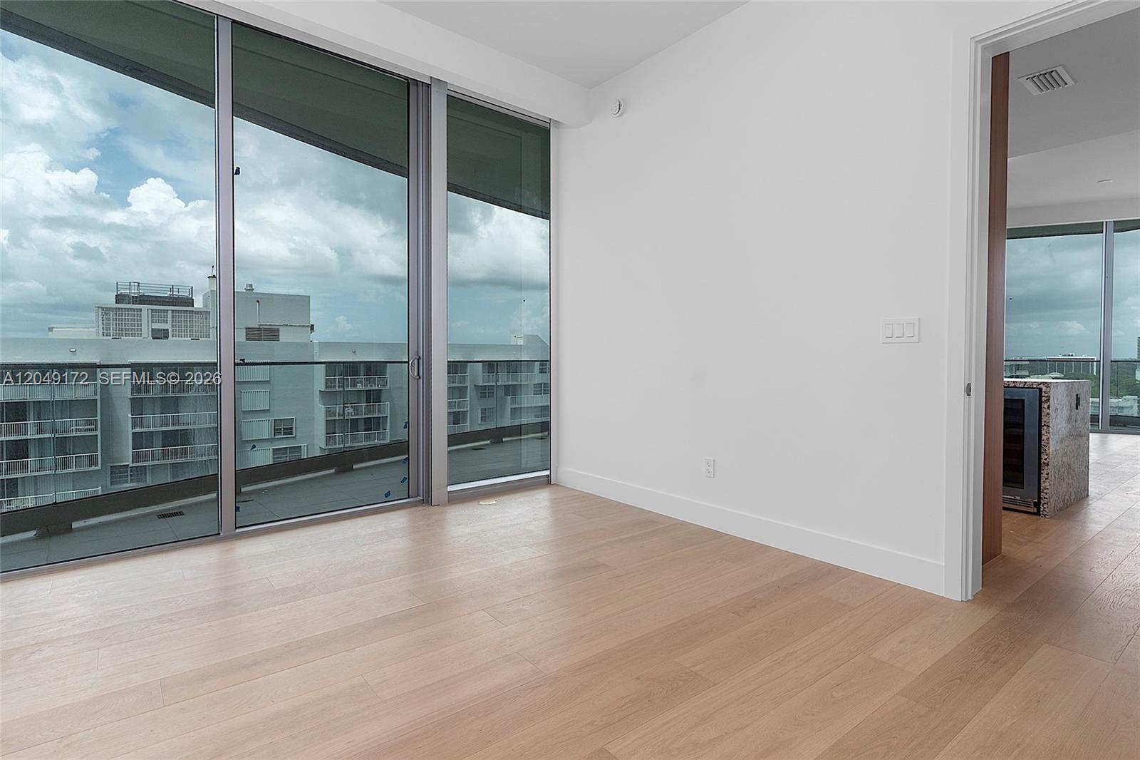 175 Southeast 25th Road, Unit 1003 Miami, FL 33129 - Photo 25 of 45
