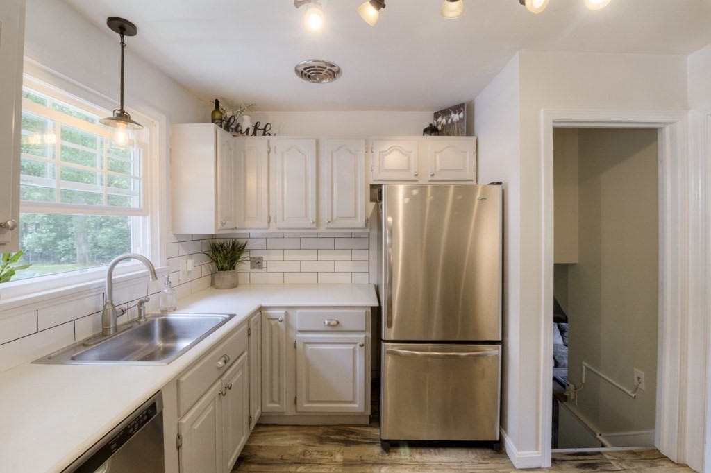 15 Meadow View Road Wilbraham, MA 01095 - Photo 28 of 42 Gallery Image 28