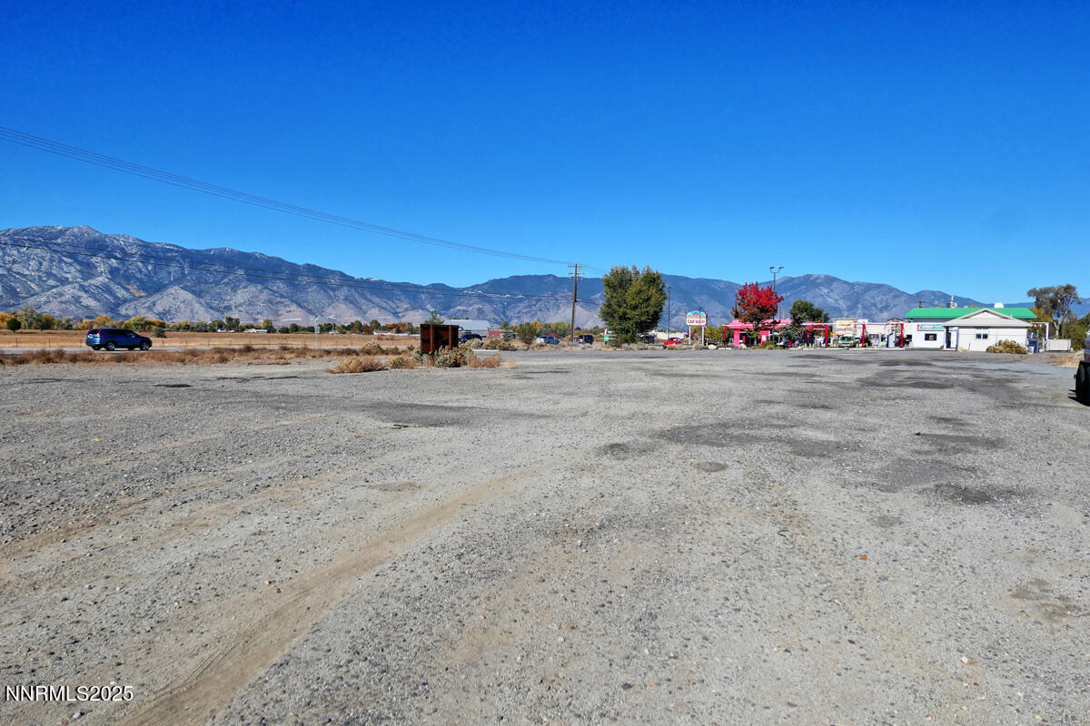 1277 U.S. Highway 395 North Gardnerville, NV 89410 - Photo 14 of 20 027