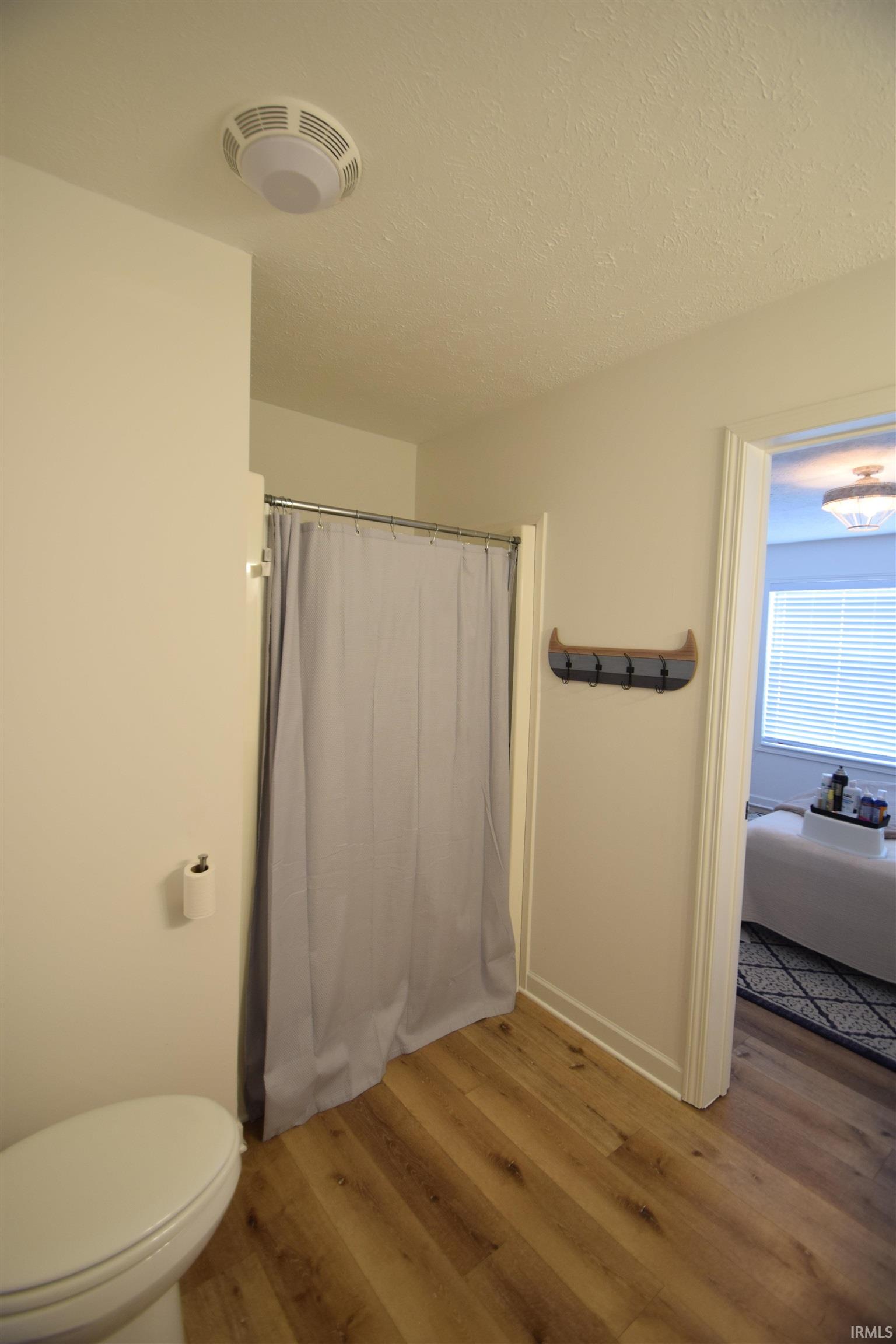9828 Lincoln Road Syracuse, IN 46567 - Photo 14 of 34 Gallery Image 14