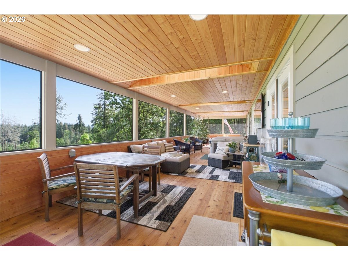 36909 Edgemont Drive Lebanon, OR 97355 - Photo 20 of 48