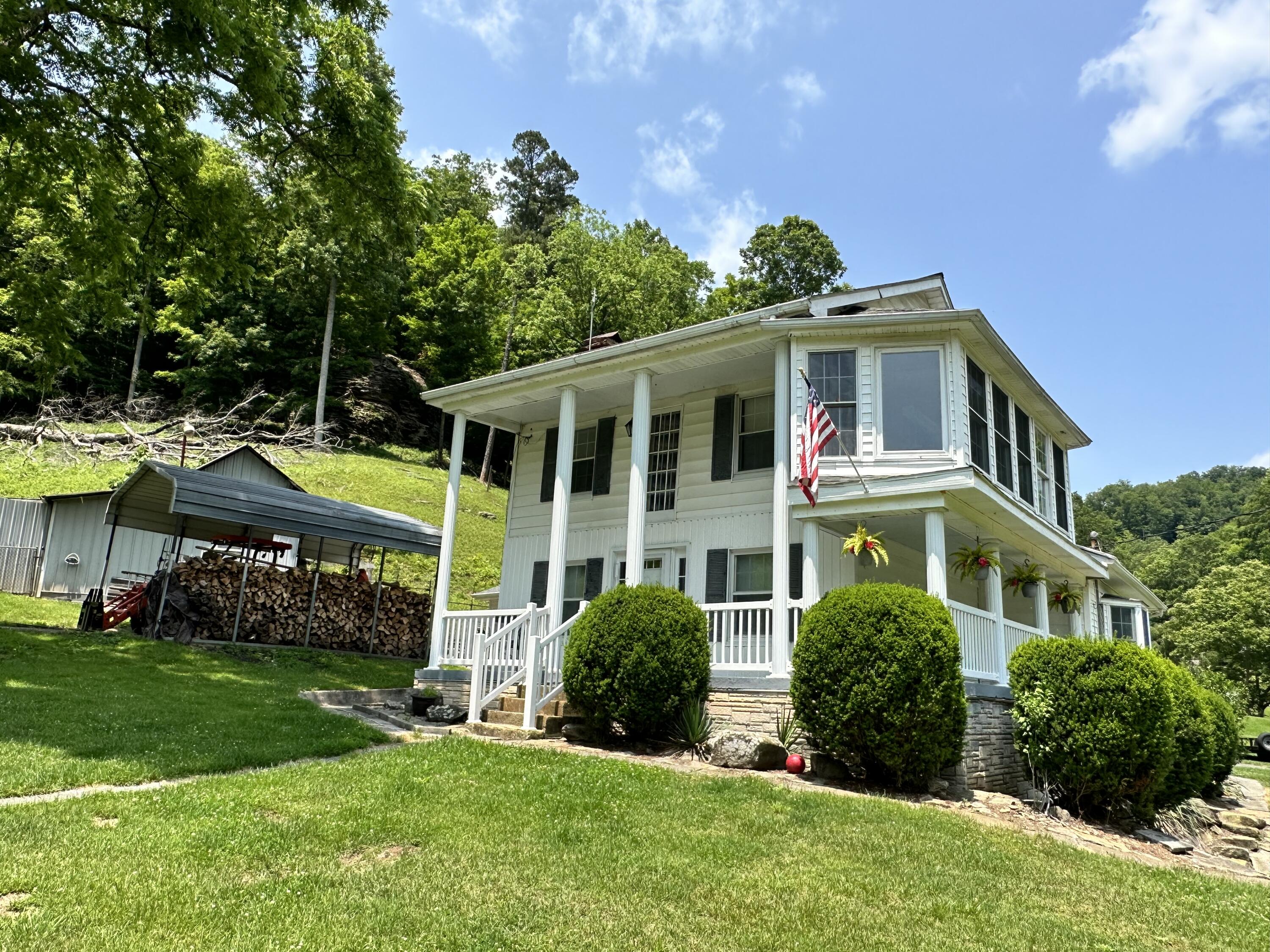 3629 Hall Hollow Road Coeburn, VA 24230 - Photo 5 of 22 IMG_7384