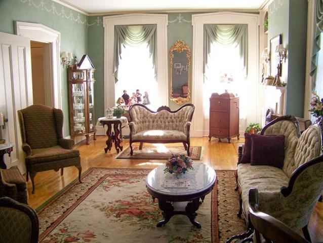 900 3rd Street Galena, IL 61036 - Photo 3 of 6 a living room with furniture and a window