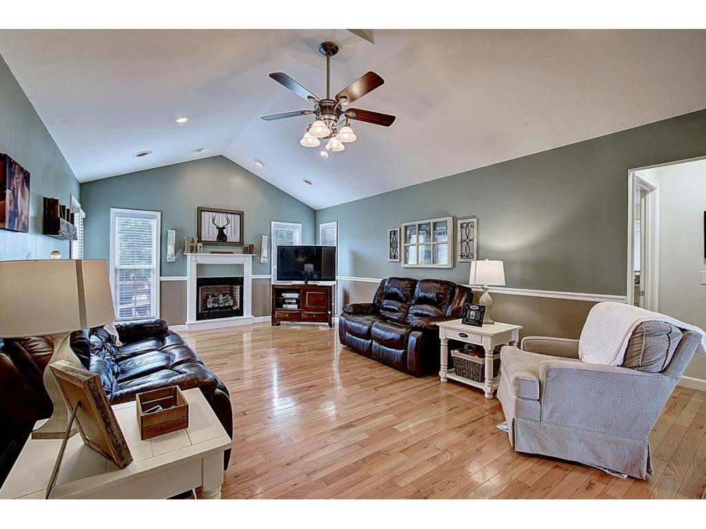 22 Ruby R Court Jonesborough, TN 37659 - Photo 8 of 36 Photo 8