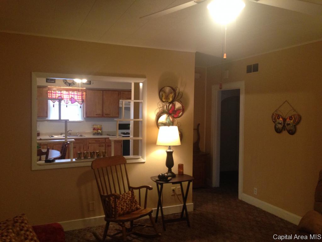 1220 Orchard Avenue Springfield, IL 62702 - Photo 4 of 22