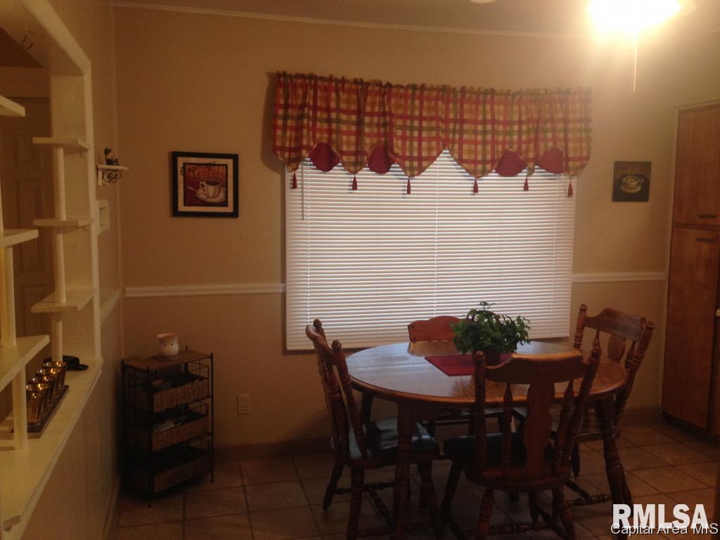1220 Orchard Avenue Springfield, IL 62702 - Photo 6 of 22