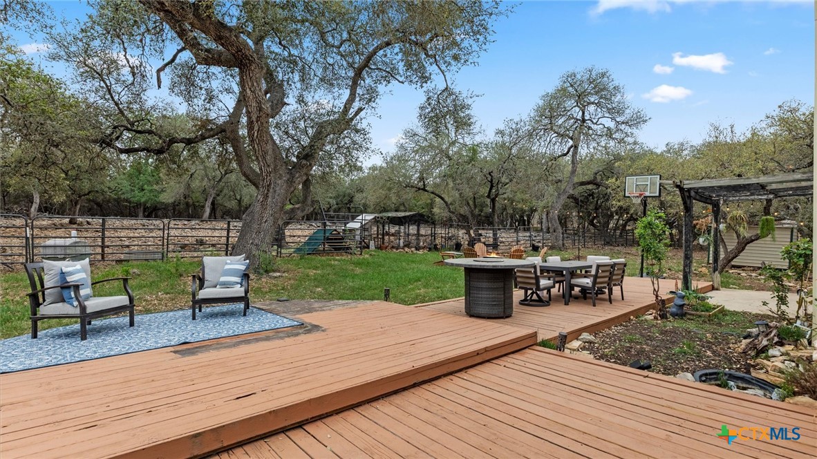 1716 Phantom Rider Trail Spring Branch, TX 78070 - Photo 34 of 43