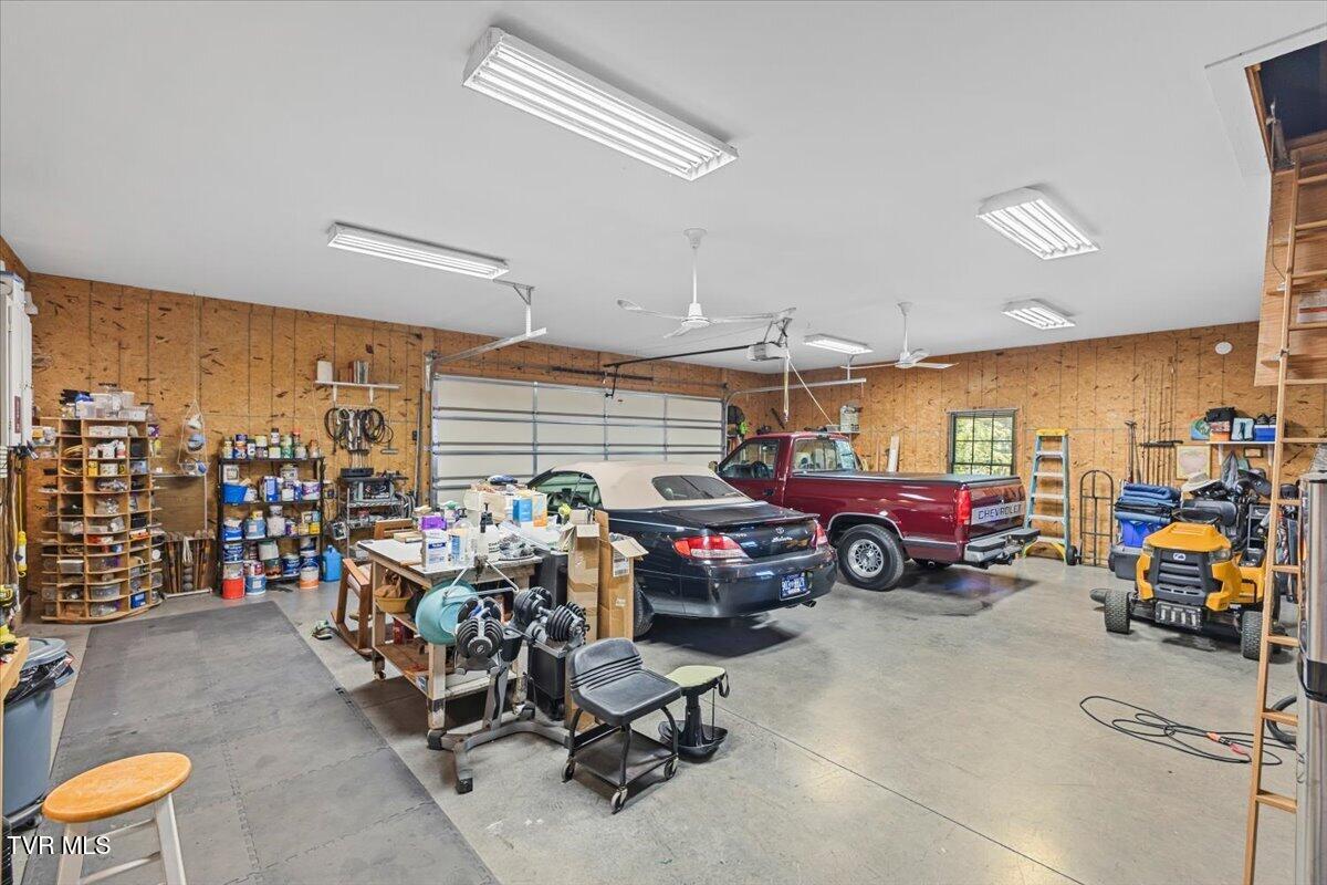 112 Spruce Street Greeneville, TN 37745 - Photo 85 of 102 024-128A8493
