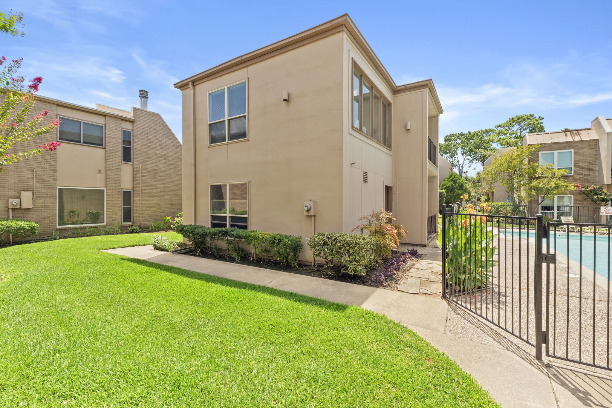 1115 Augusta Drive, Unit 26 Houston, TX 77057 - Photo 21 of 23