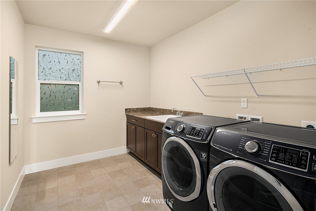 5219 Northeast 2nd Place Renton, WA 98059 - Photo 22 of 25