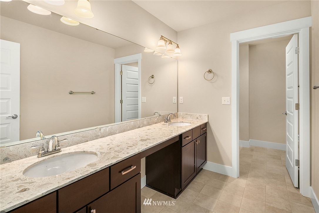 5219 Northeast 2nd Place Renton, WA 98059 - Photo 23 of 25