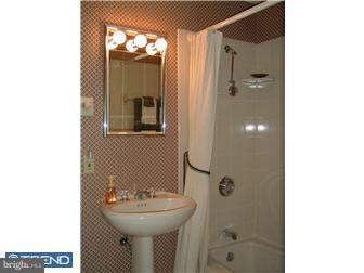 2001 Eden Road Wilmington, DE 19810 - Photo 9 of 11 Bathroom