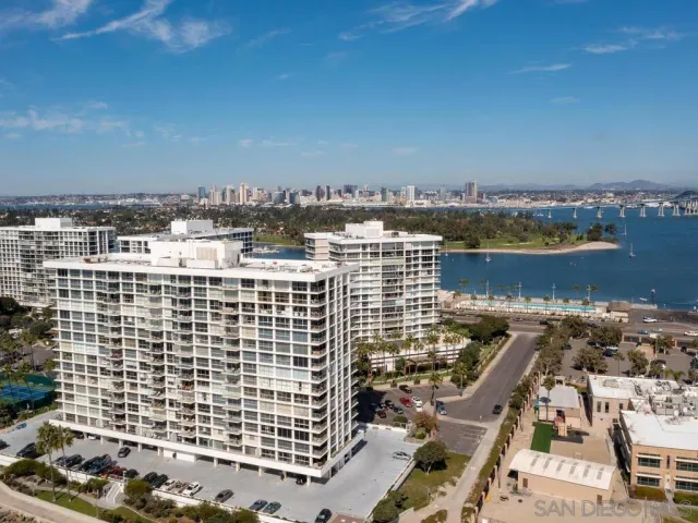 $1,195,000 | 1830 Avenida Del Mundo, Unit 403, Coronado, CA 92118