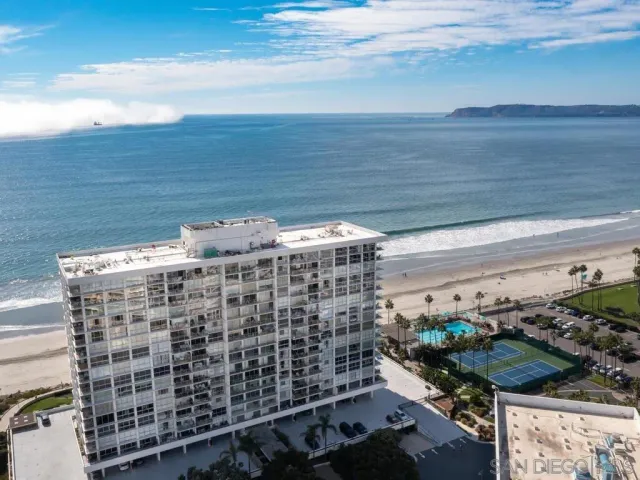 $1,195,000 | 1830 Avenida Del Mundo, Unit 403, Coronado, CA 92118