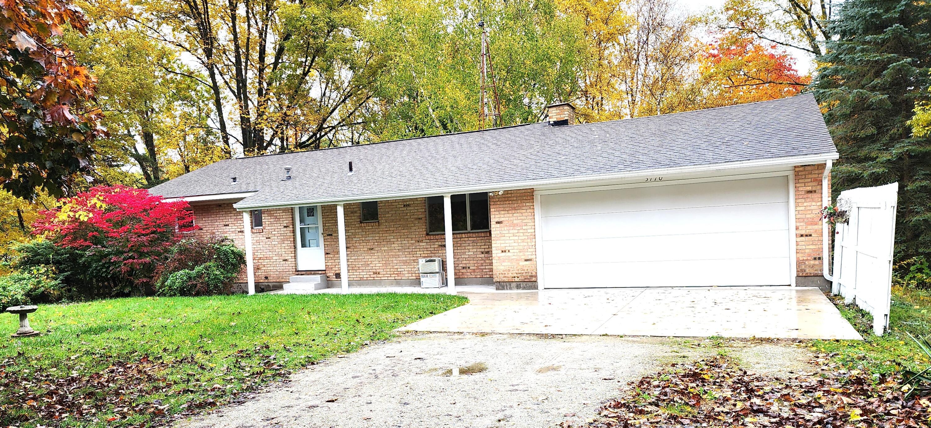 5170 Whitehall Road Muskegon, MI 49445 - Photo 1 of 21 Front 1
